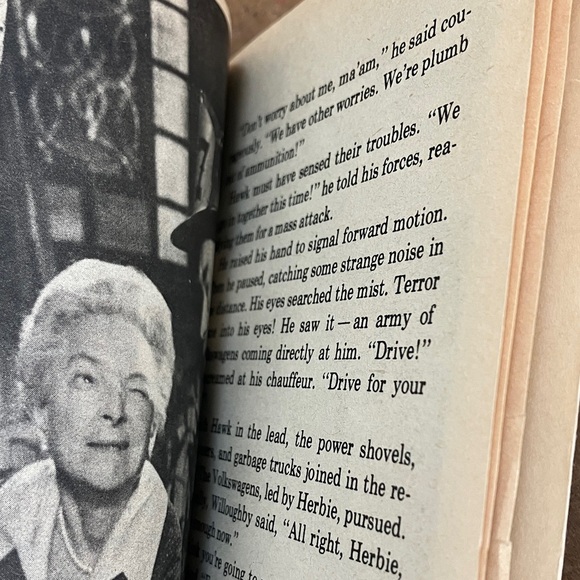 'Herbie Rides Again' 1st printing Sept. 1974 Walt Disney studios softcover Book - Picture 13 of 16